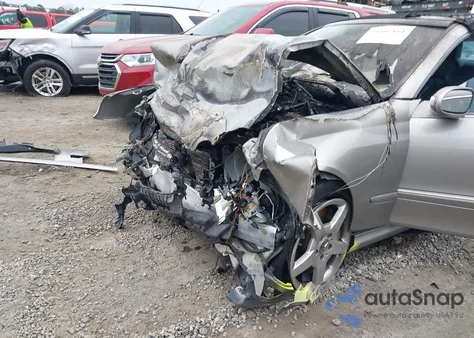 2005 Mercedes-Benz Clk 500 из США, поврежденный, VIN WDBTK75G35T047551